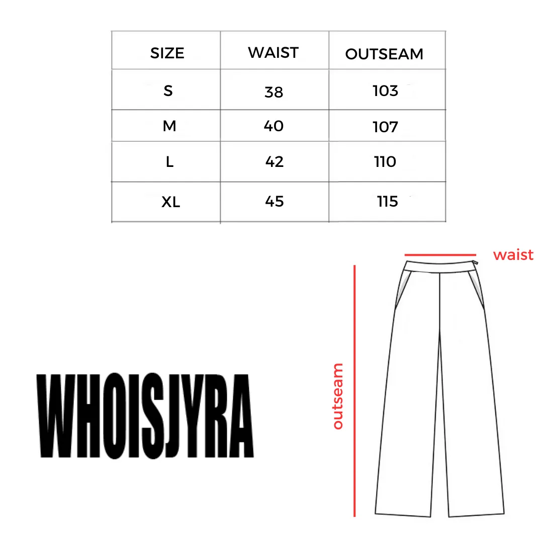 Back pleat jeans